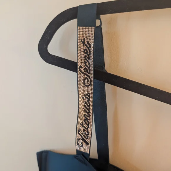 🖤✨ Very Sexy Push-Up Bra | Luxe Lift, Bling Straps, Total Confidence 💎 38DD - Picture 2 of 8